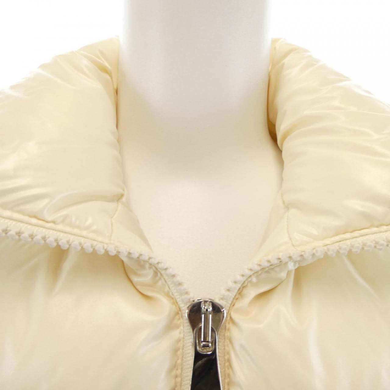 モンクレール MONCLER GHANY ダウンベスト