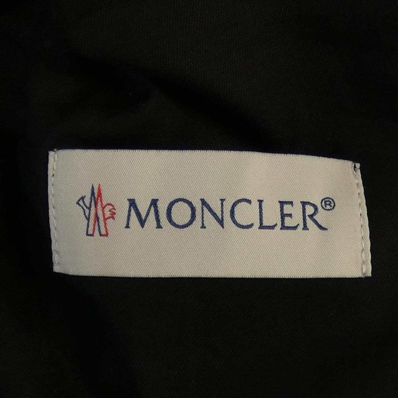 モンクレール MONCLER H20912B00005 ショートパンツ
