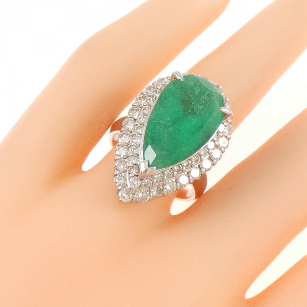 PT900 エメラルド リング 7.70CT コロンビア産