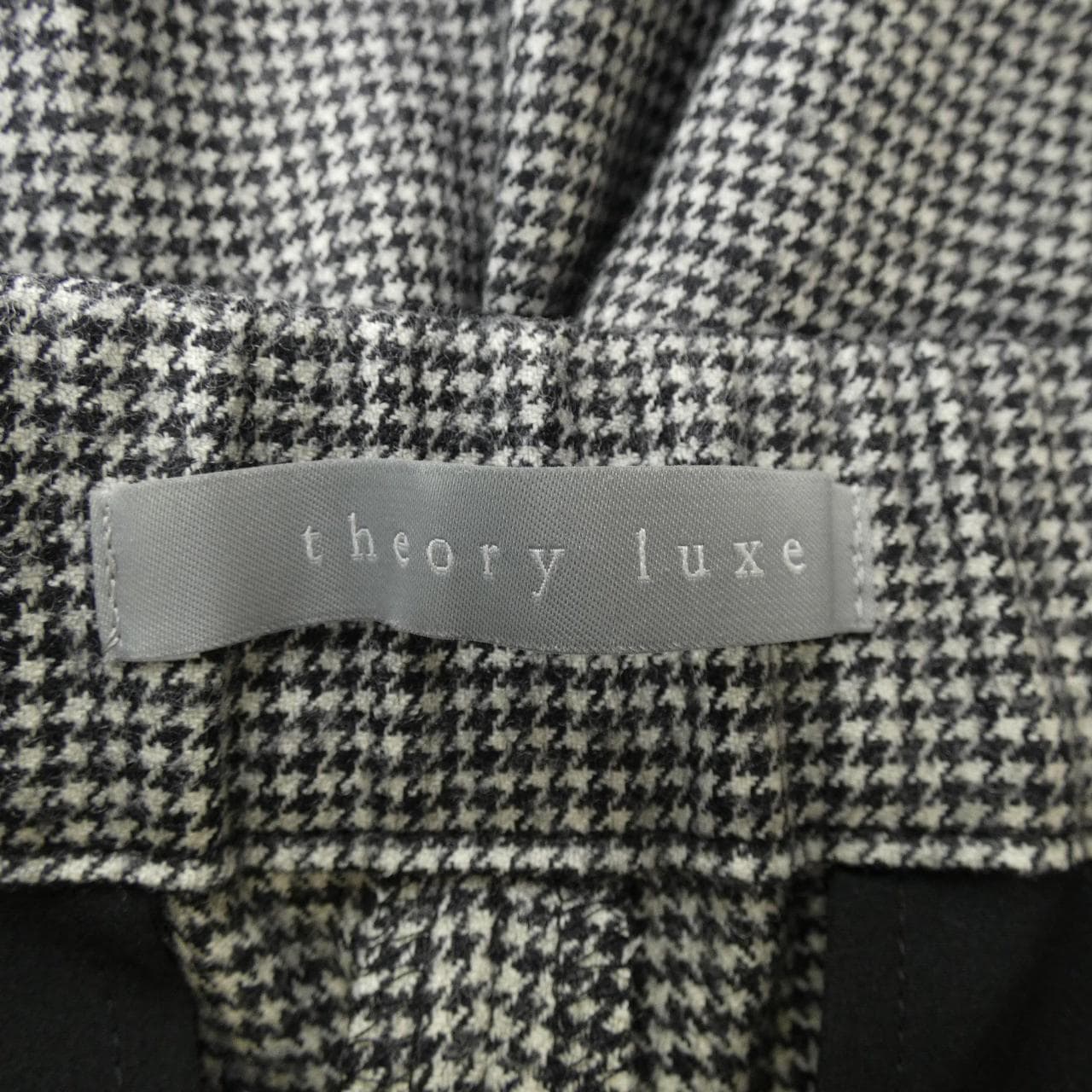 赛奥莉露Theory luxe裤子