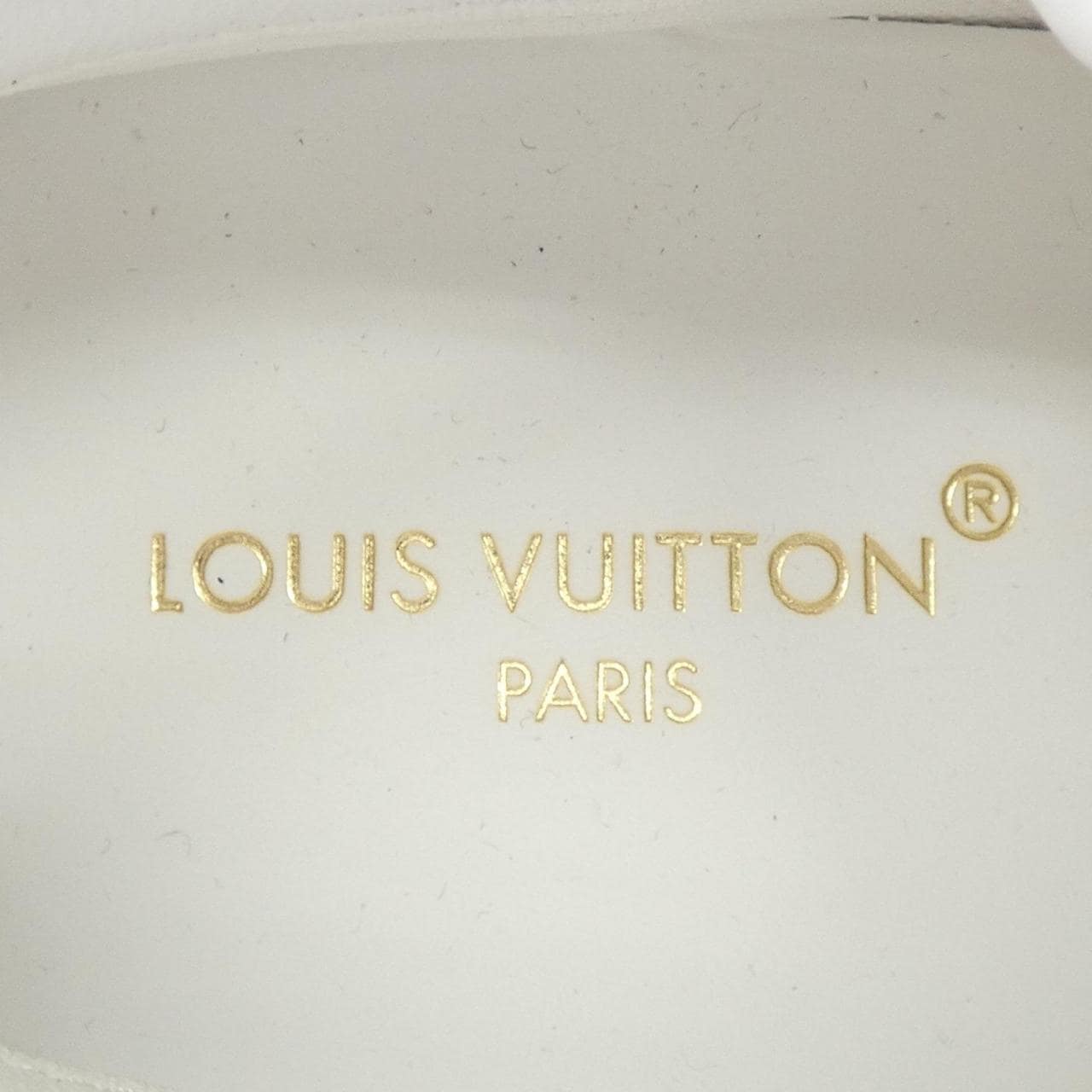 ルイヴィトン LOUIS VUITTON ランアウェイライン スニーカー