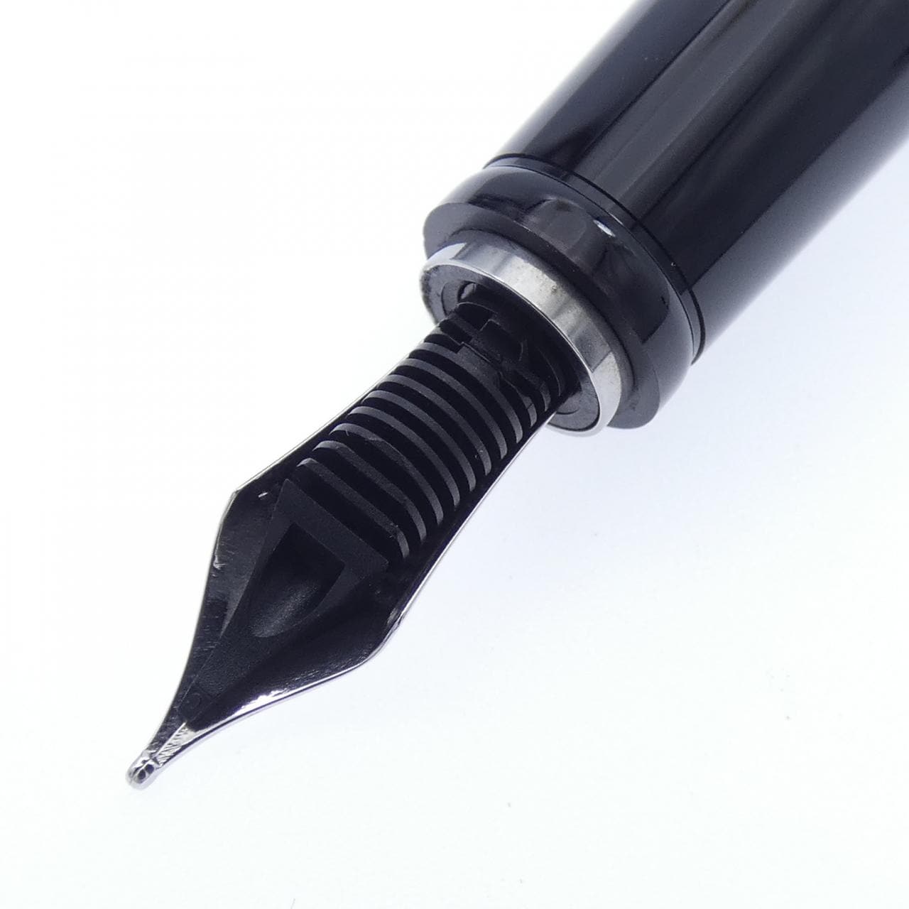 モンブラン ボエムブルーミッドサイズ 万年筆