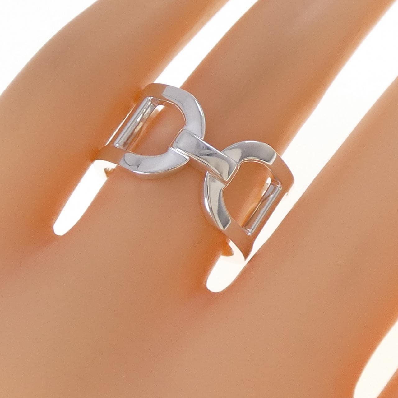 エルメス エヴァー シェーヌダンクル リング