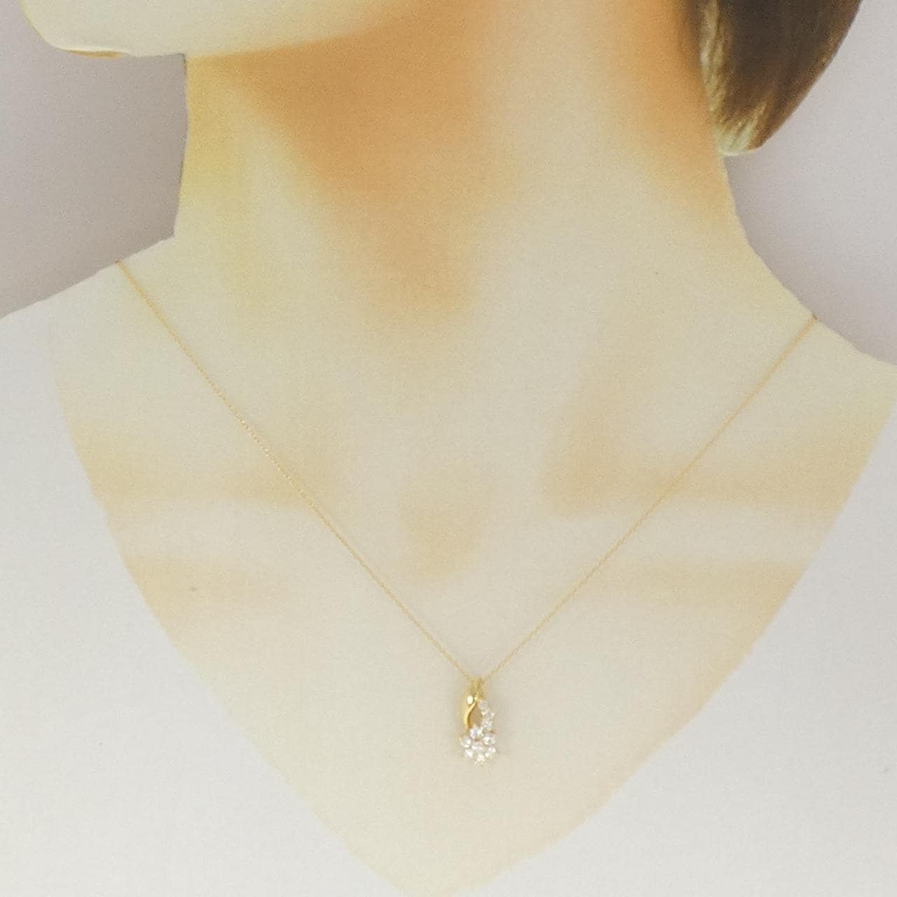 K18YG フラワー ダイヤモンド ネックレス 0.50CT