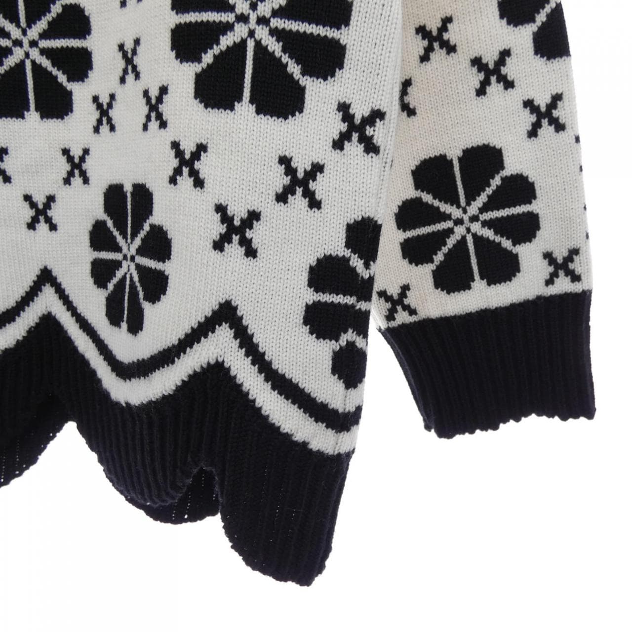 クリスチャンディオール CHRISTIAN DIOR 6E24505AM515 ニット