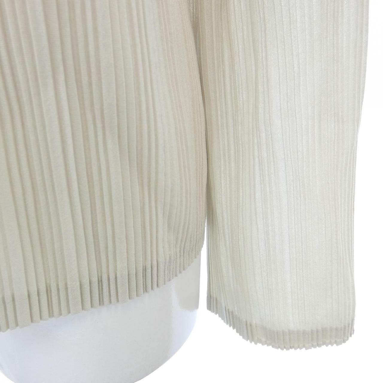 プリーツプリーズ PLEATS PLEASE トップス