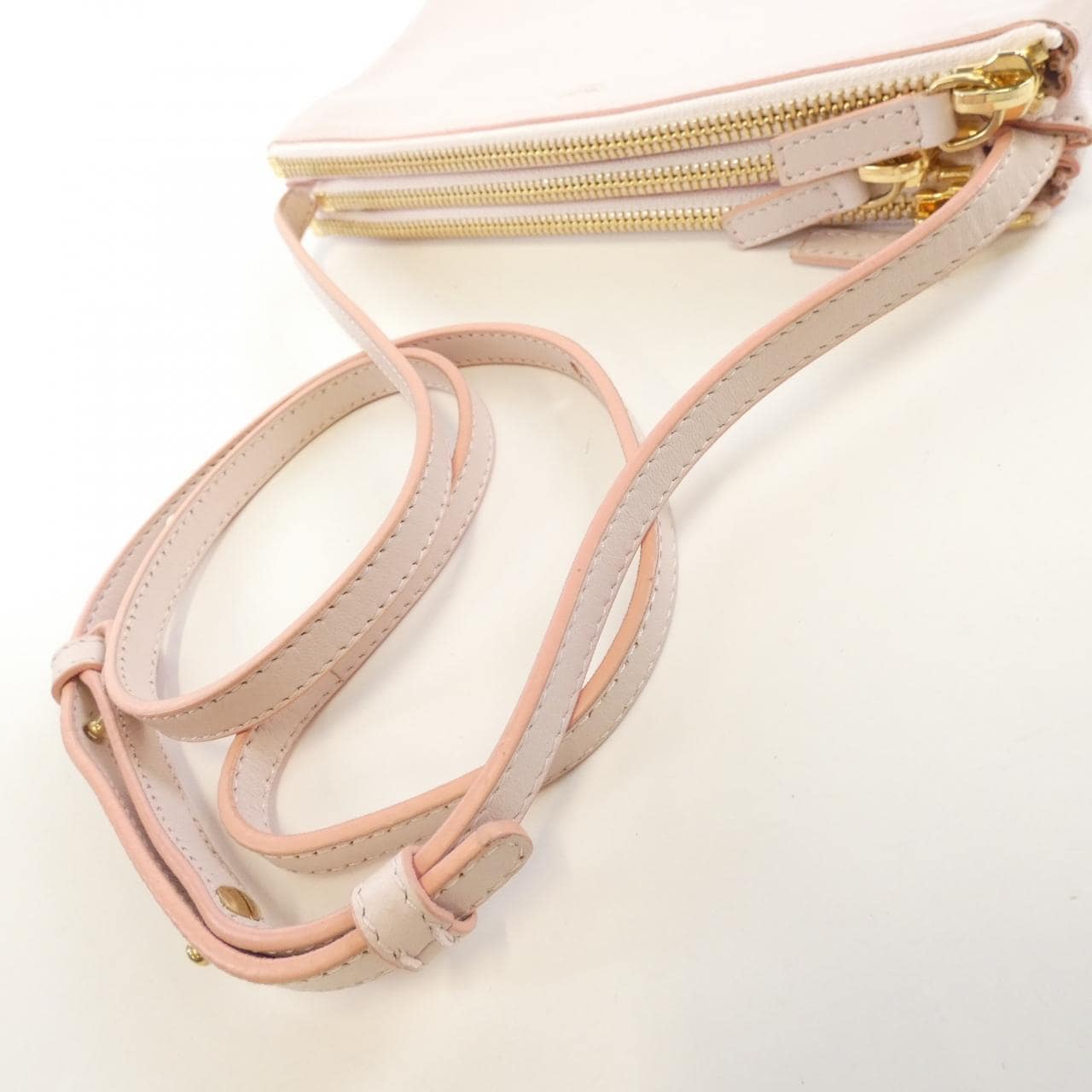 セリーヌ トリオ 165113ETA ショルダーバッグ