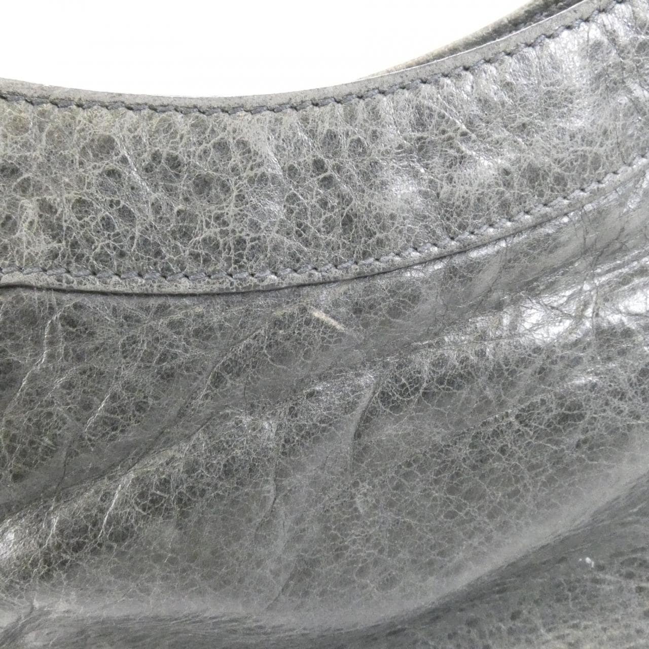 バレンシアガ GIANT HIP 237203 D94IN ショルダーバッグ