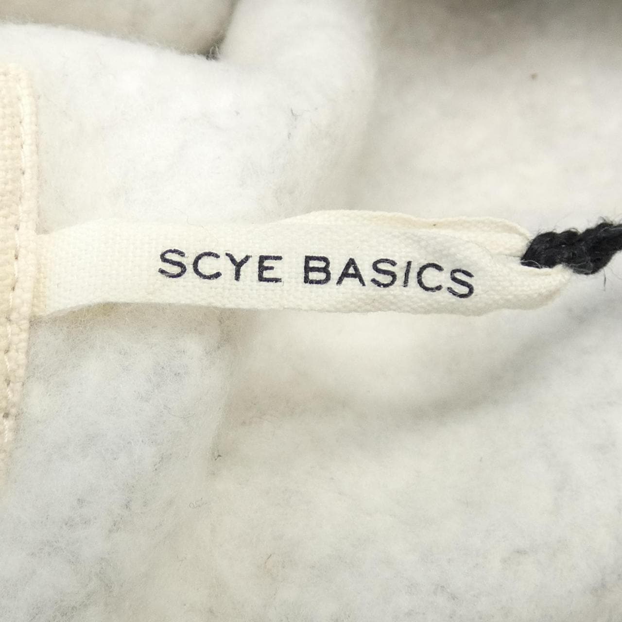 サイベーシックス SCYE BASICS パーカー