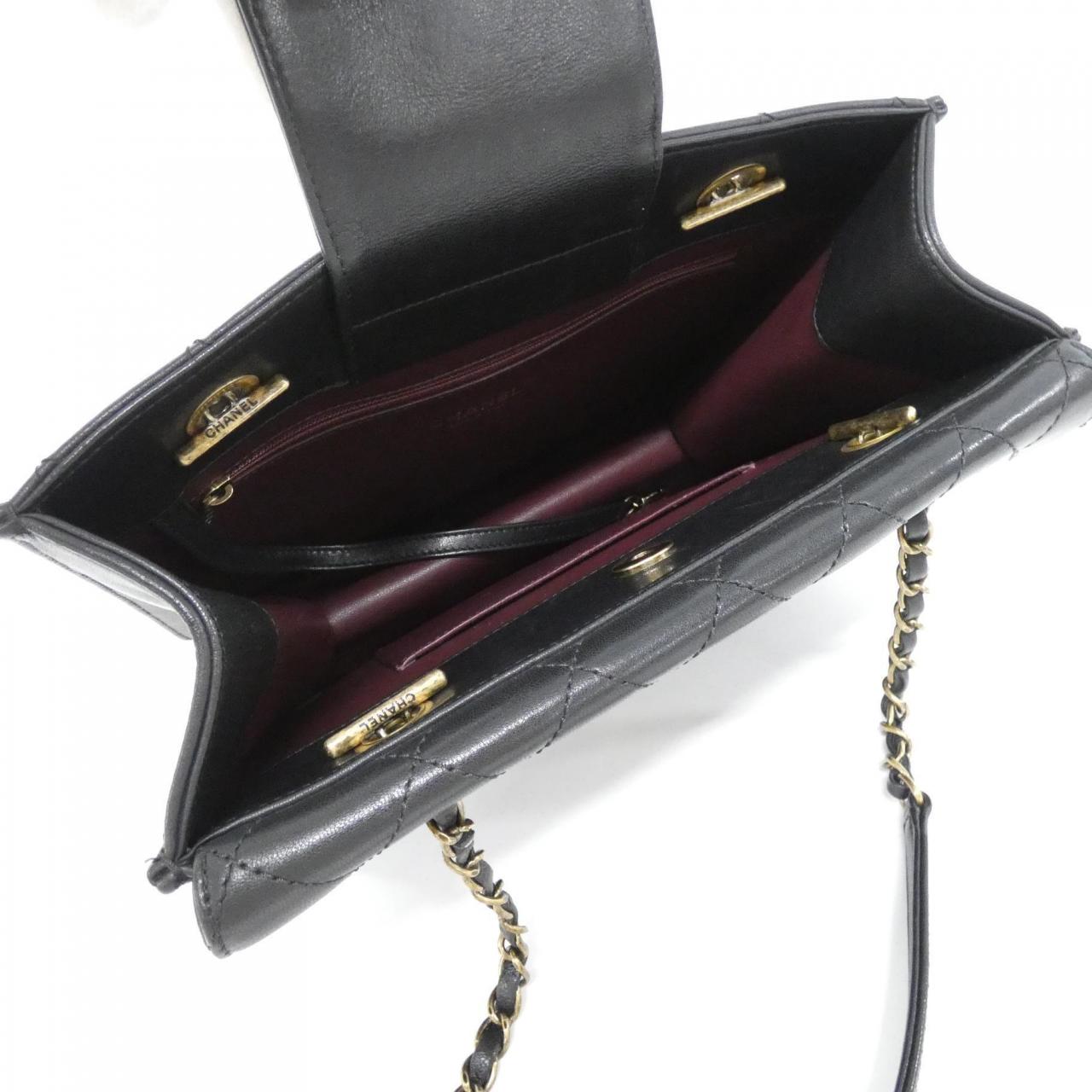 シャネル ショルダーバッグ