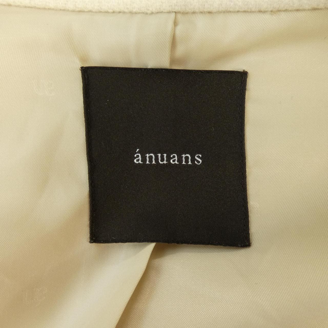 anuans コート