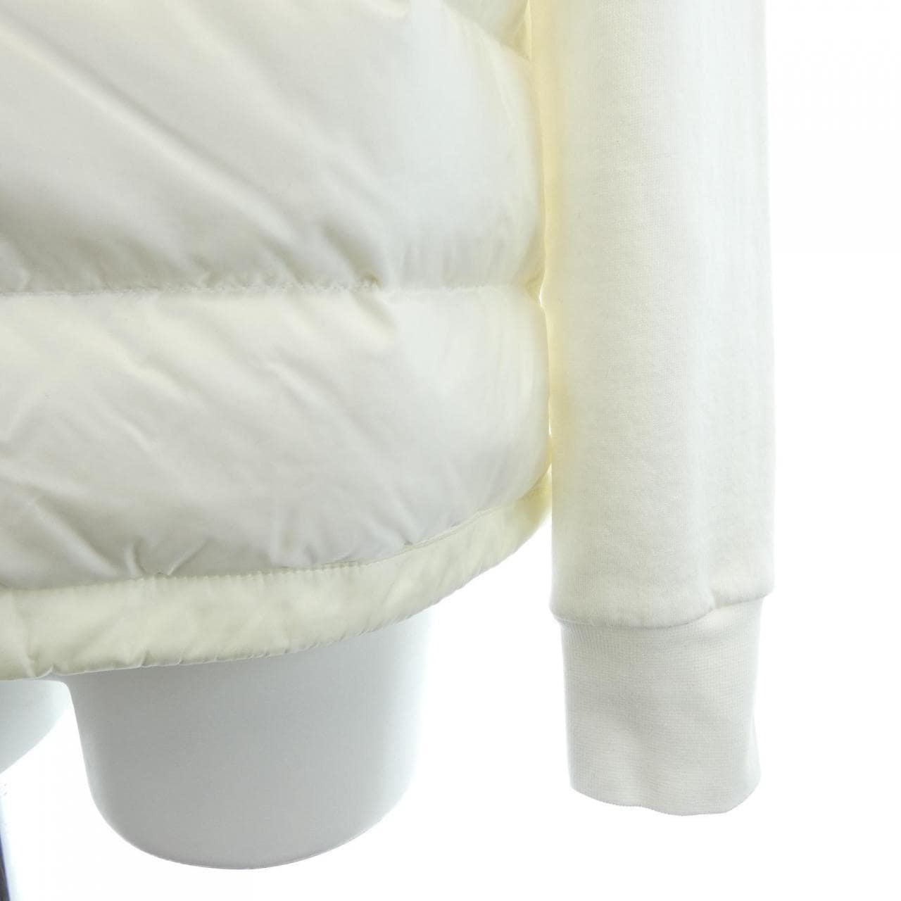 モンクレール MONCLER 10938G50300 ダウンジャケット