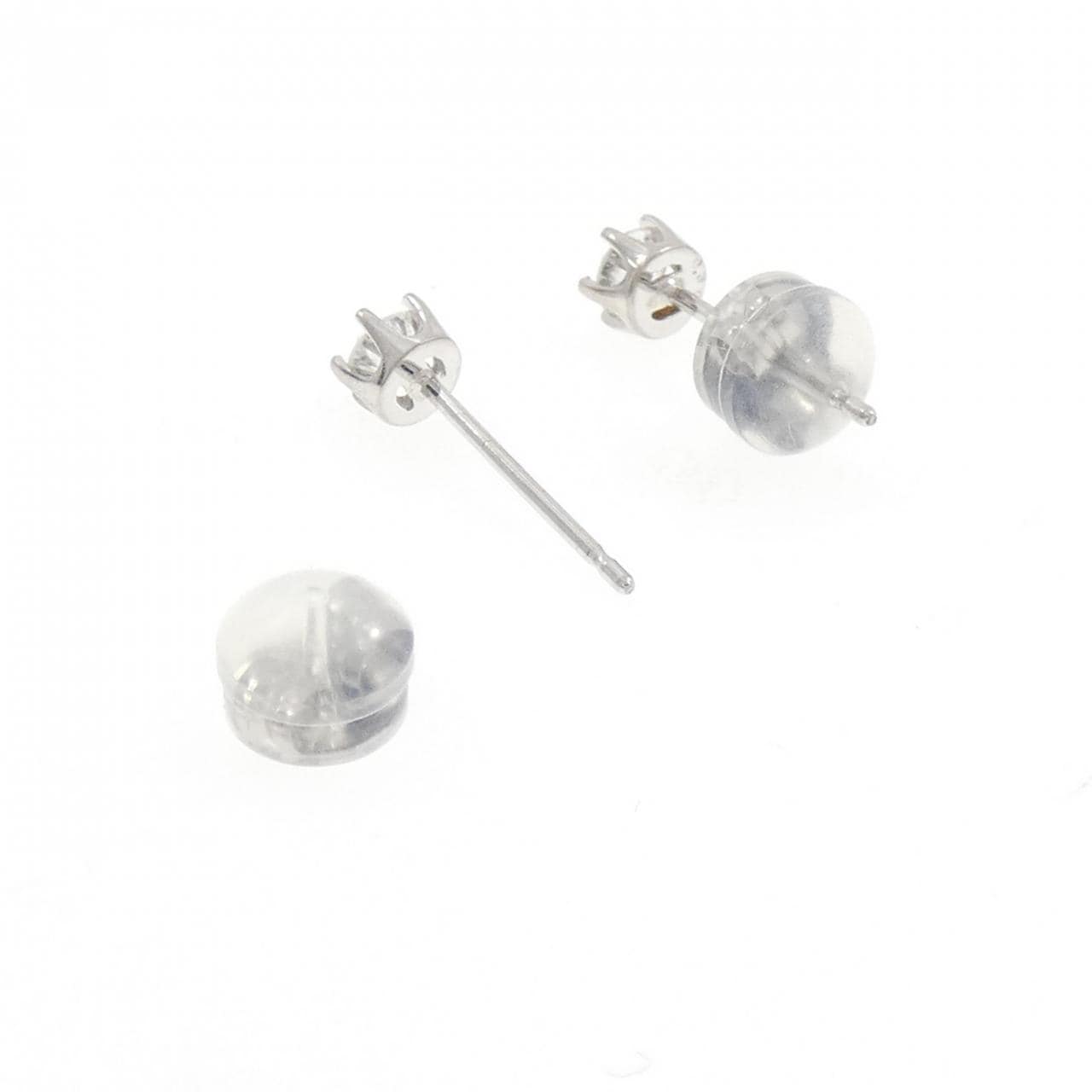 PT850/PT900 ソリティア ダイヤモンド ピアス 0.30CT