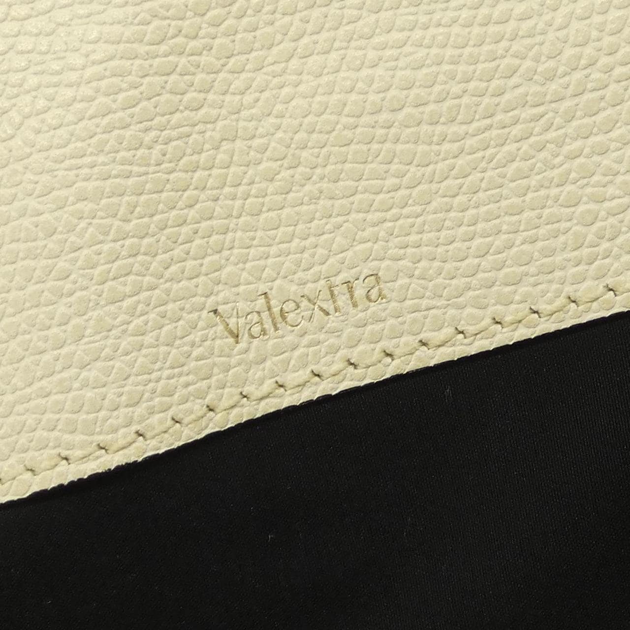 ヴァレクストラ VALEXTRA BAG