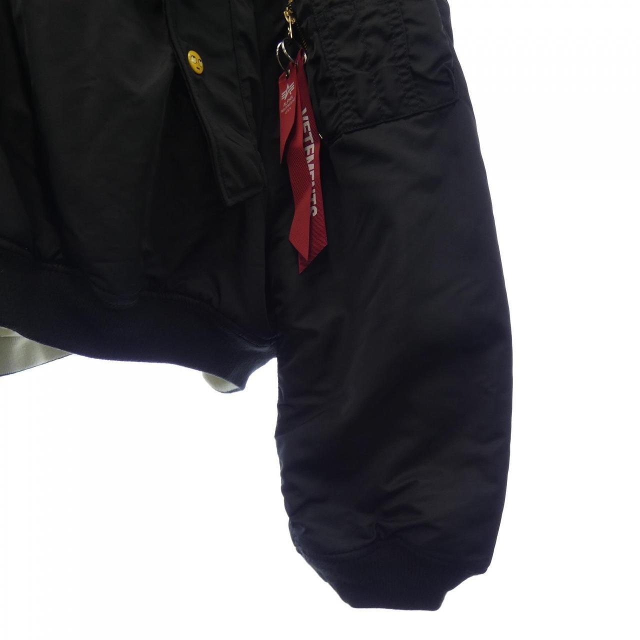 ヴェトモン VETEMENTS ALPHA ブルゾン