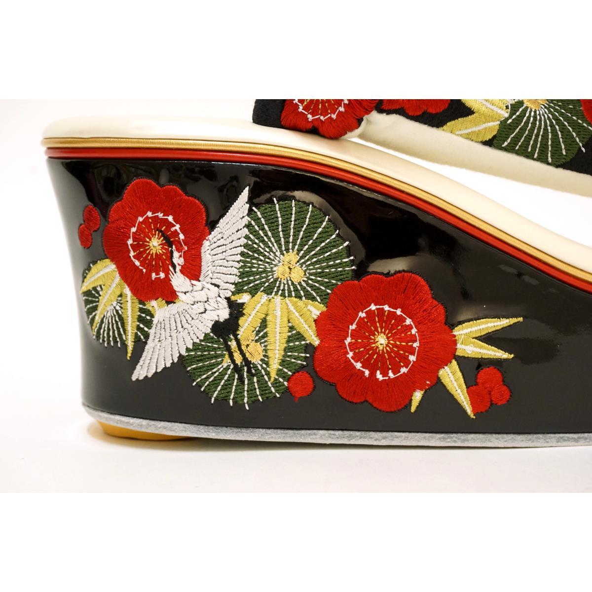 【新品】女士Zori涼鞋，松木色、竹子色和李子色，F碼