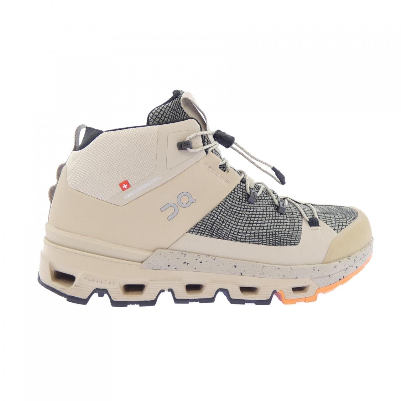 オン On cloudtrax スニーカー