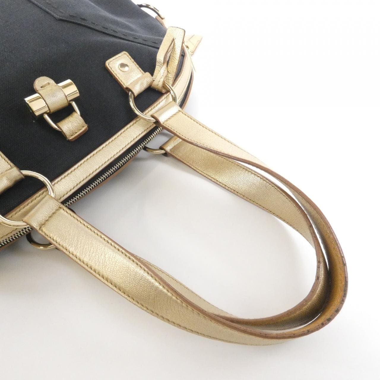 イヴサンローラン ミューズ 156464 F0ANG バッグ