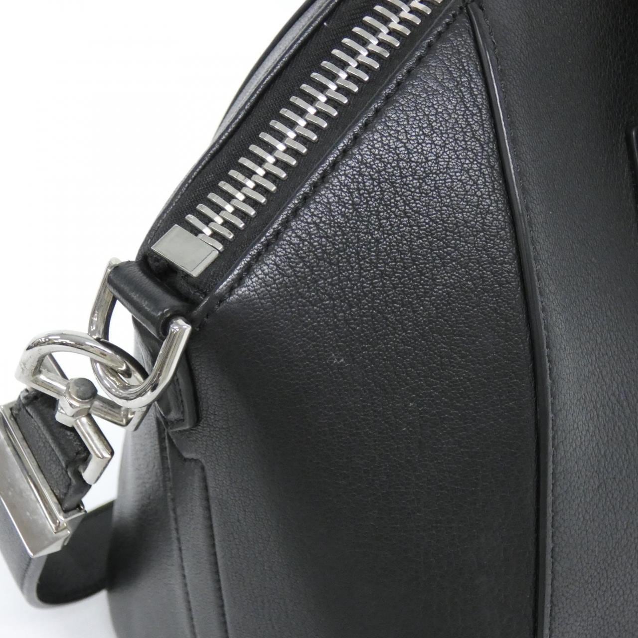 ジバンシー アンティゴナ バッグ