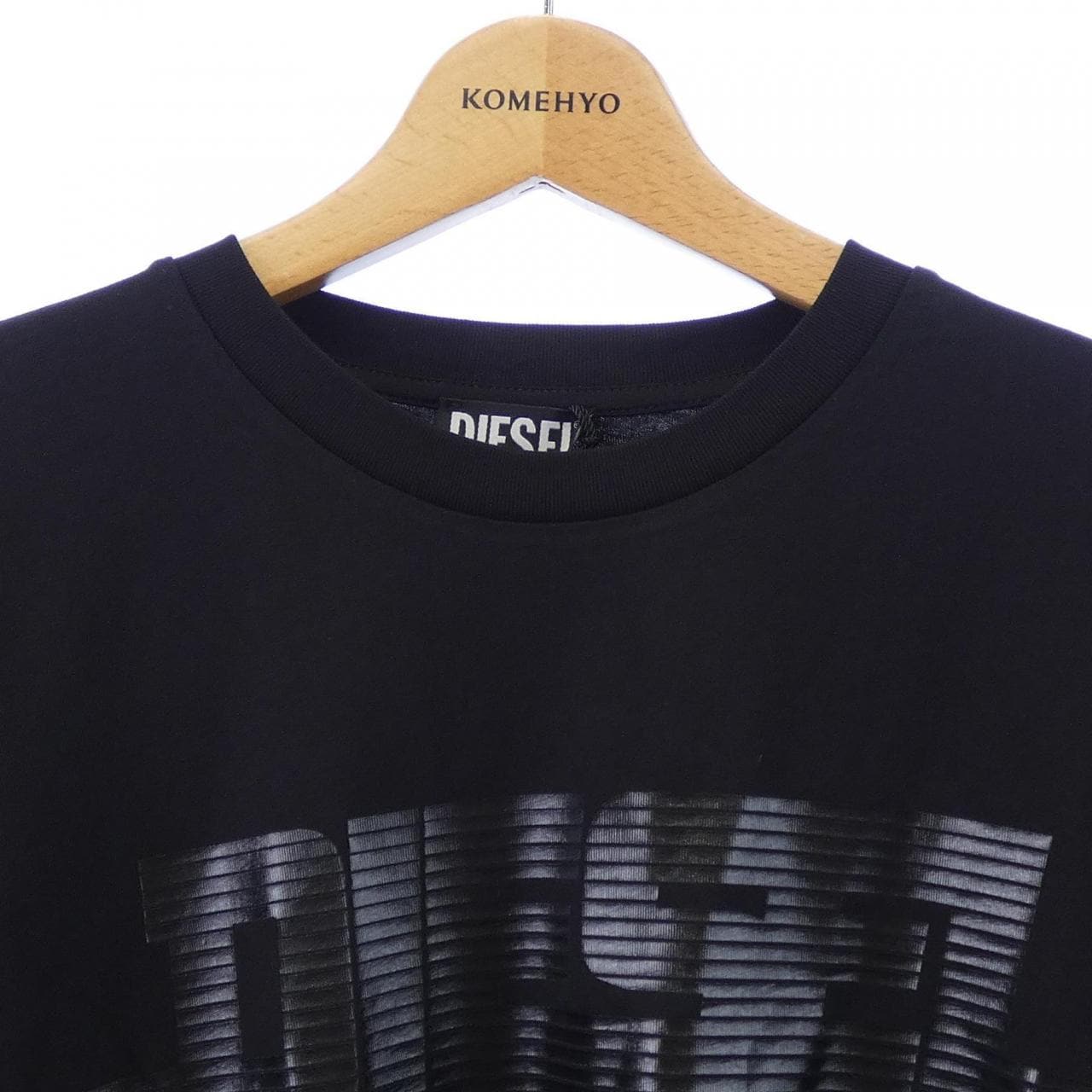 ディーゼル DIESEL A16861 RPAT1 900 Tシャツ