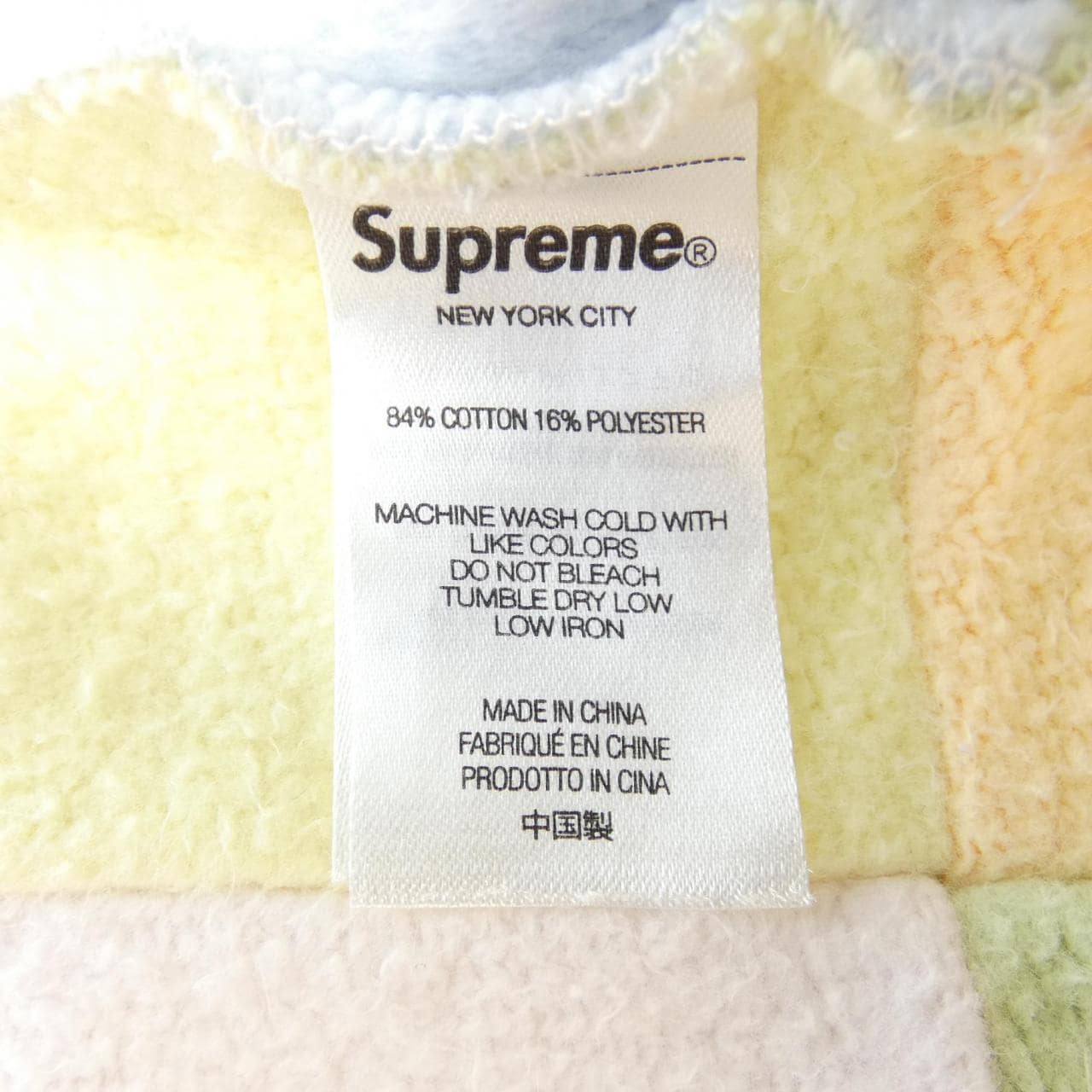 シュプリーム SUPREME REVERSE PATCHWORK ZI パーカー