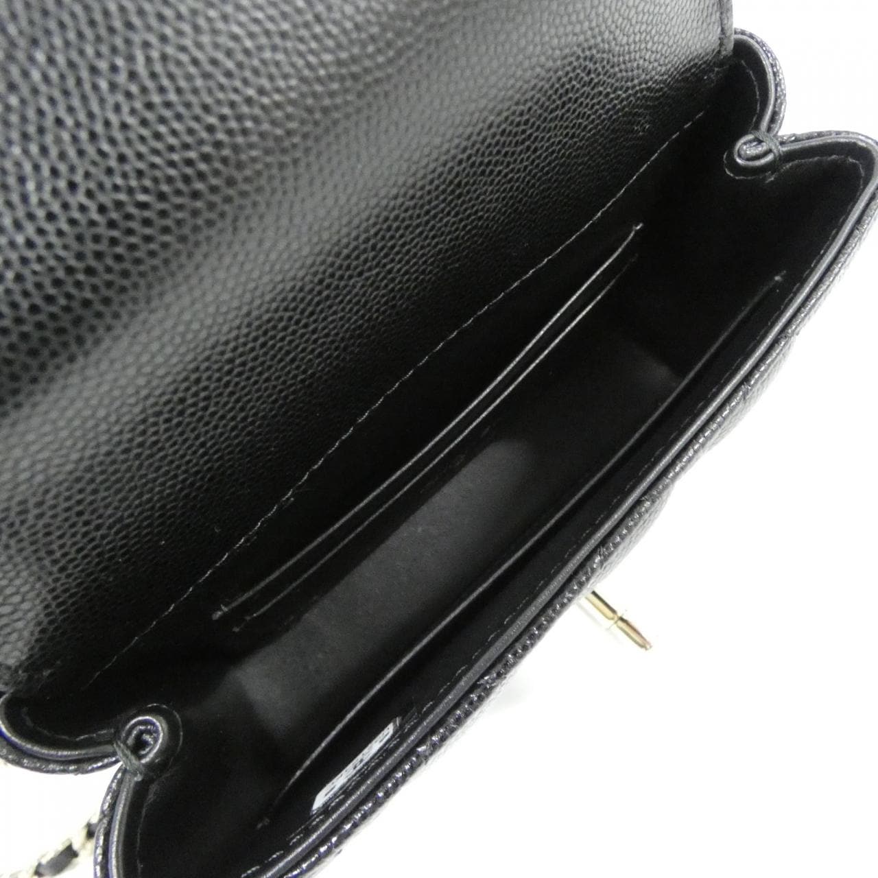 シャネル AP4244 チェーンクラッチ