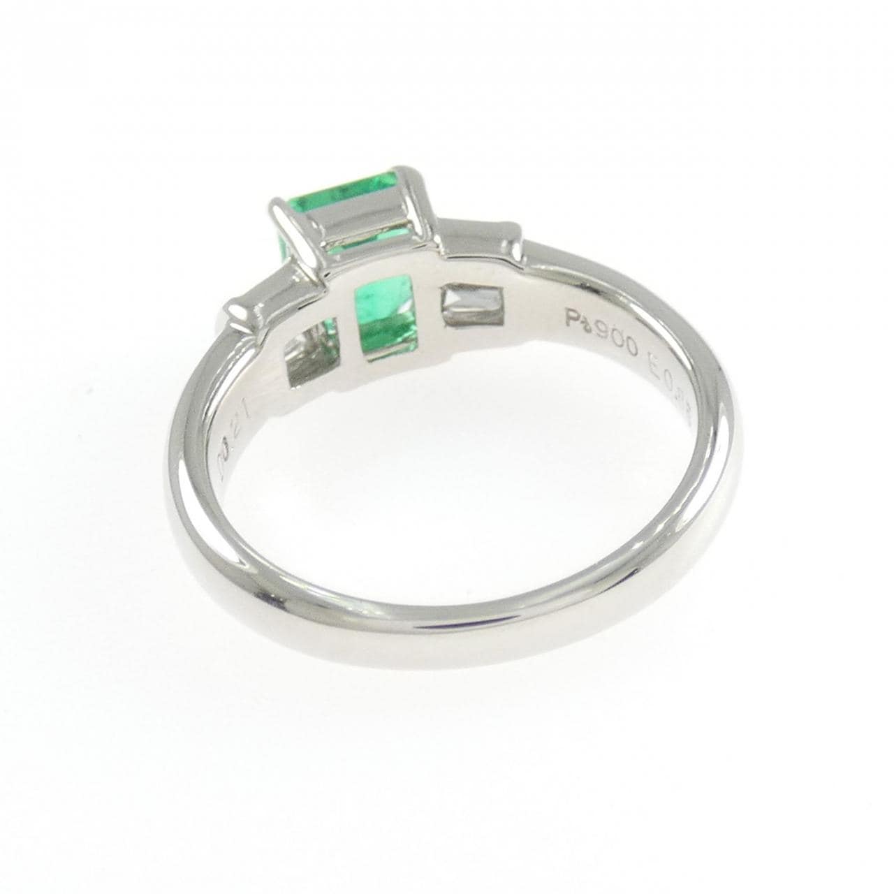 PT900 エメラルド リング 0.85CT