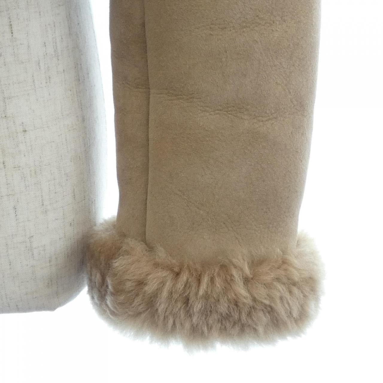 バレンシアガ BALENCIAGA 479909 TWH02 ムートンジャケット