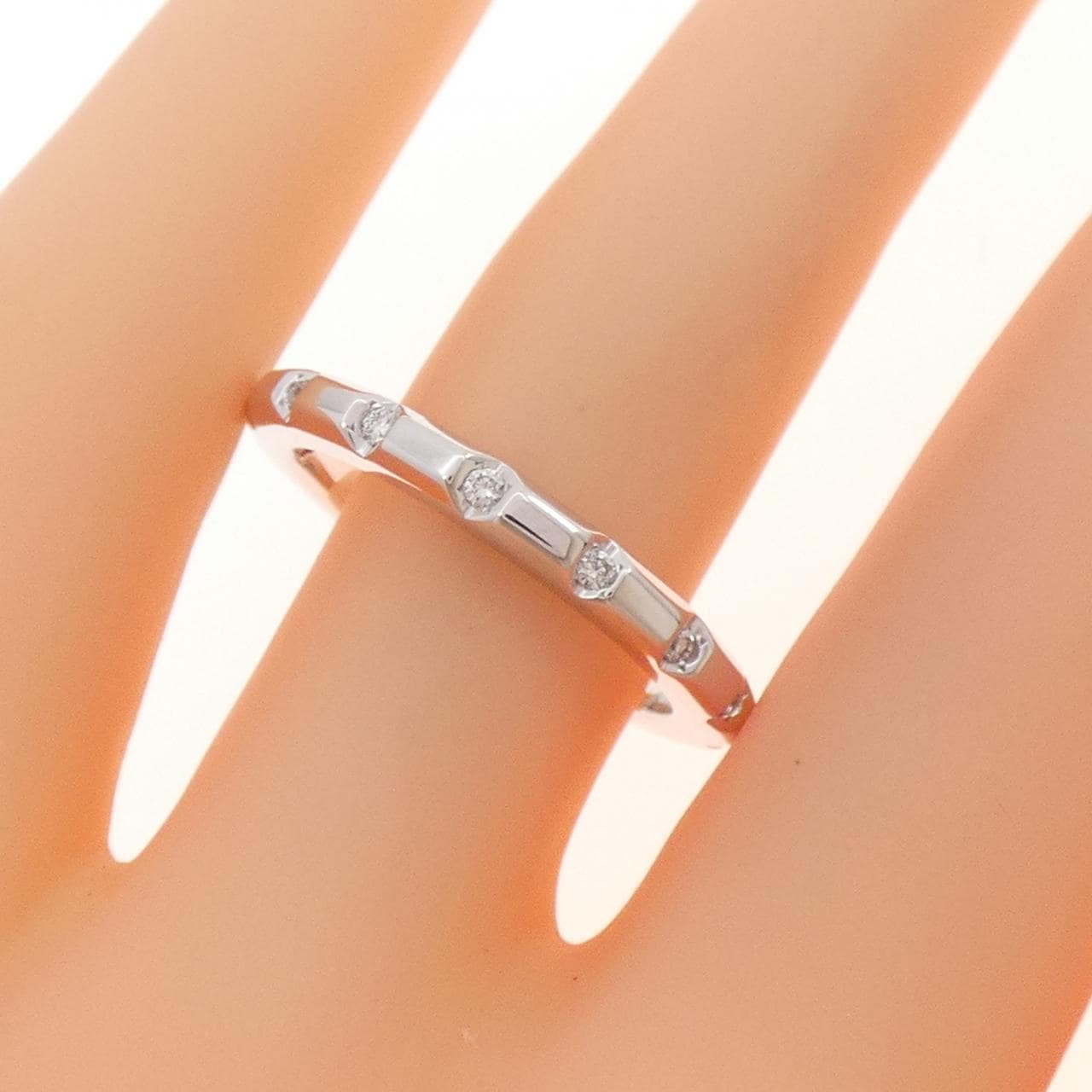 K18WG ダイヤモンド リング 0.13CT