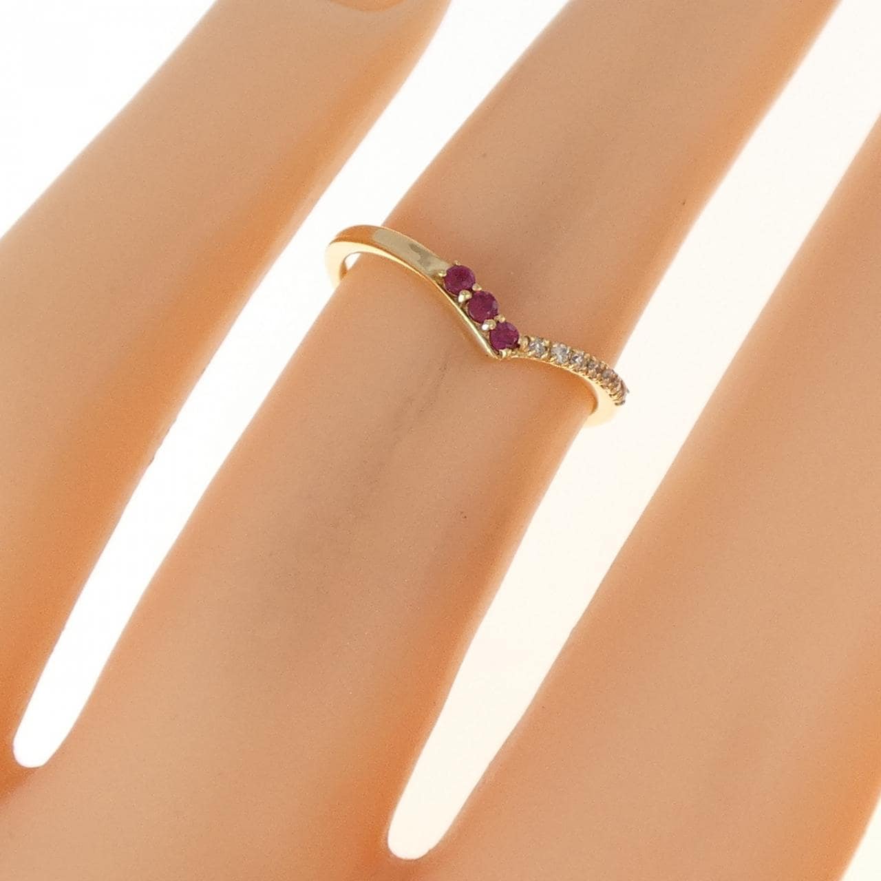 K18YG ルビー リング 0.04CT