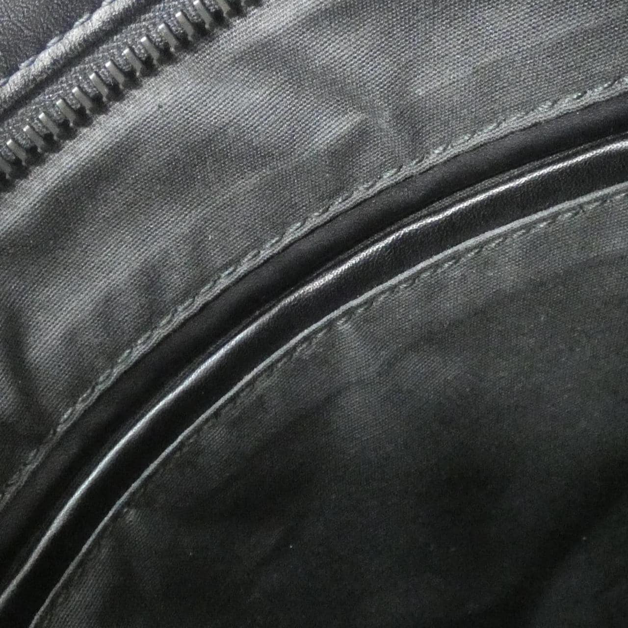 ボッテガヴェネタ 276357 V465C ショルダーバッグ