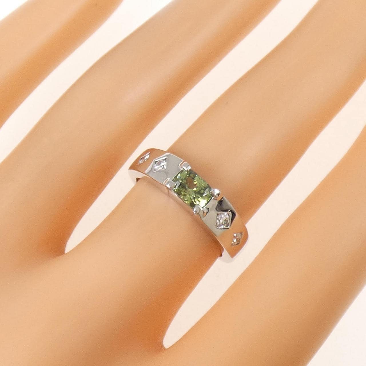 PT950 ガーネット リング 0.610CT
