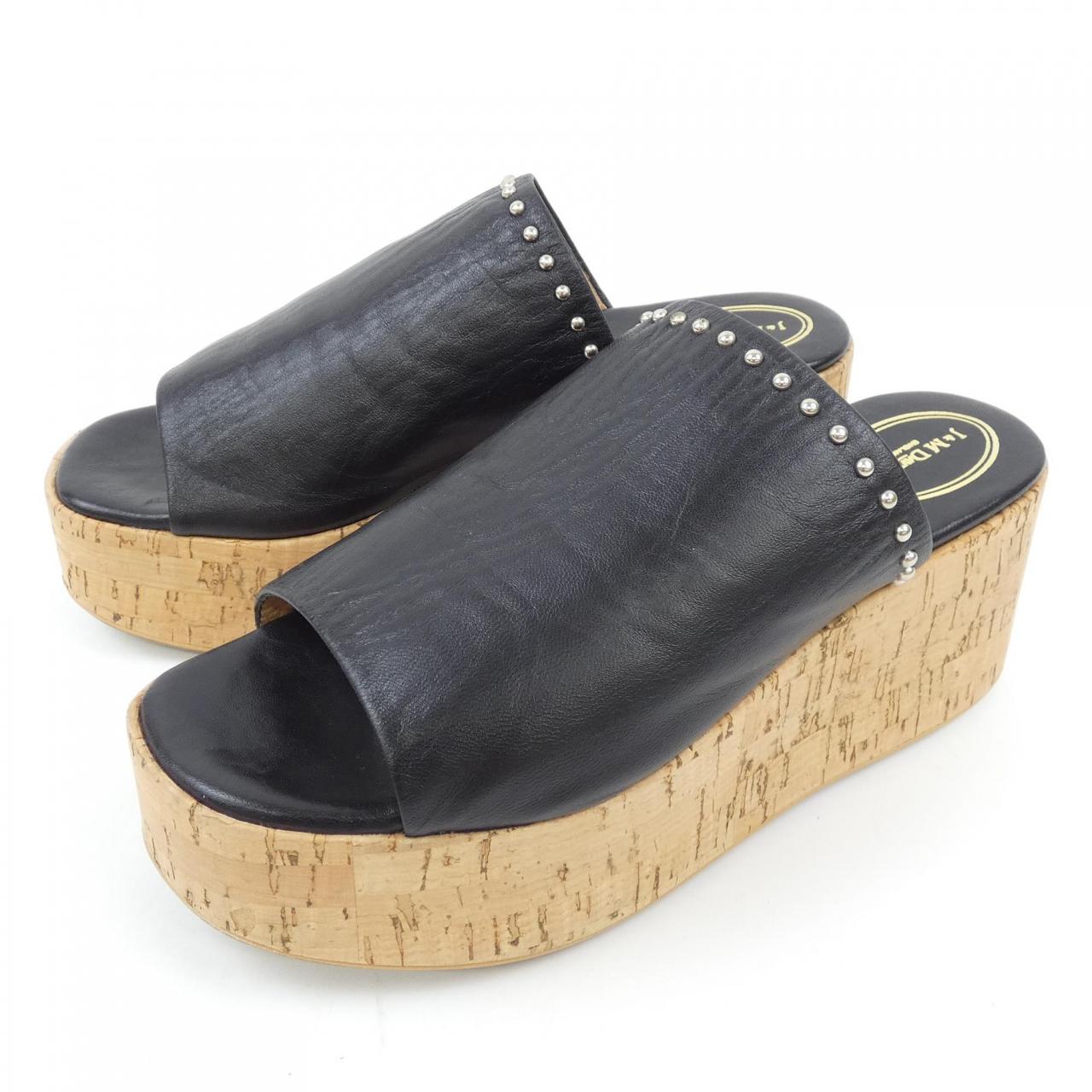 ジェイアンドエムデヴィッドソン J&M DAVIDSON サンダル