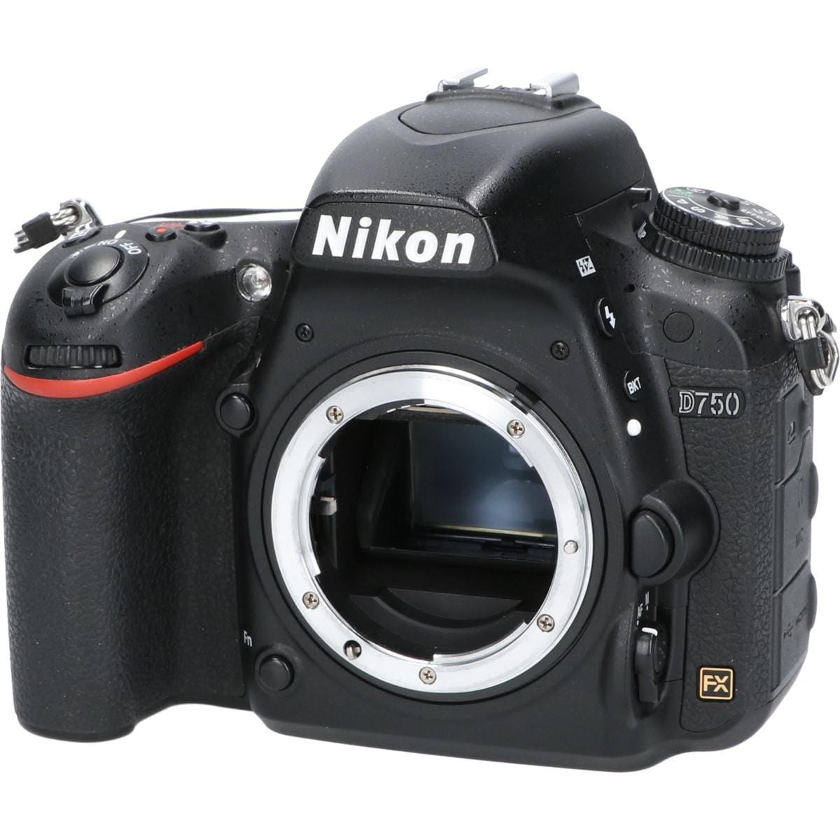 D750