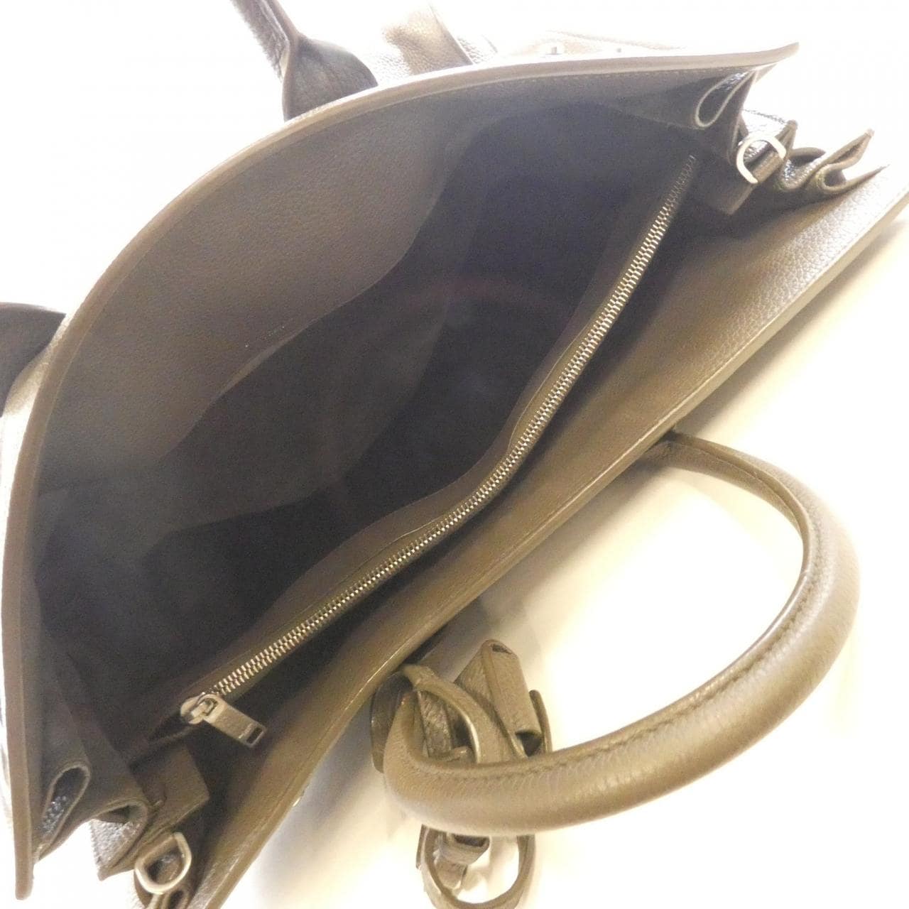 サンローラン SOUPLE SAC DE JOUR 478167 DTI0E バッグ