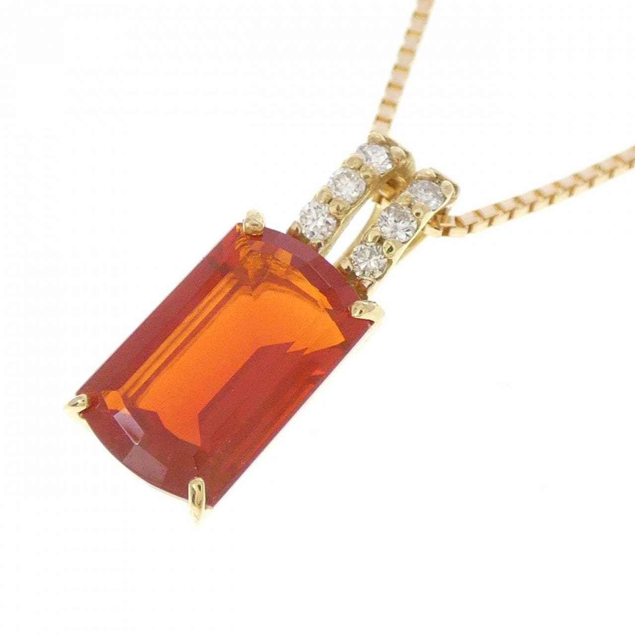 K18YG オパール ネックレス 1.35CT