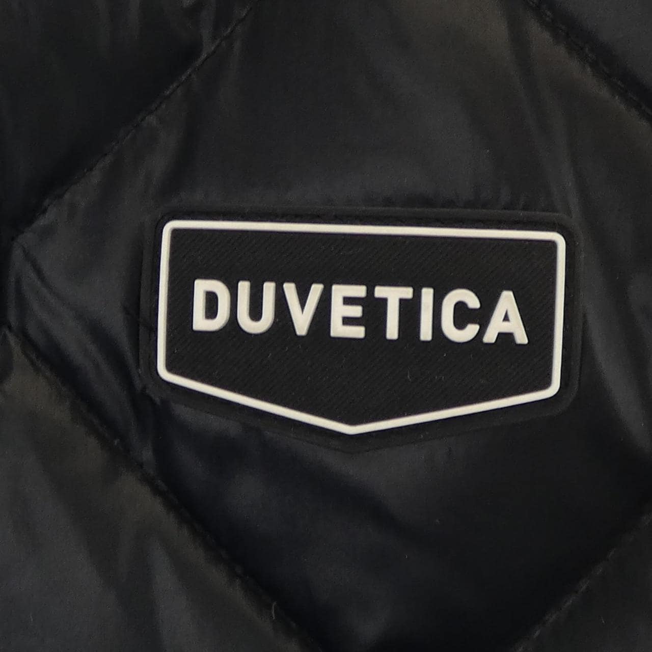 デュベティカ DUVETICA SORA ダウンジャケット