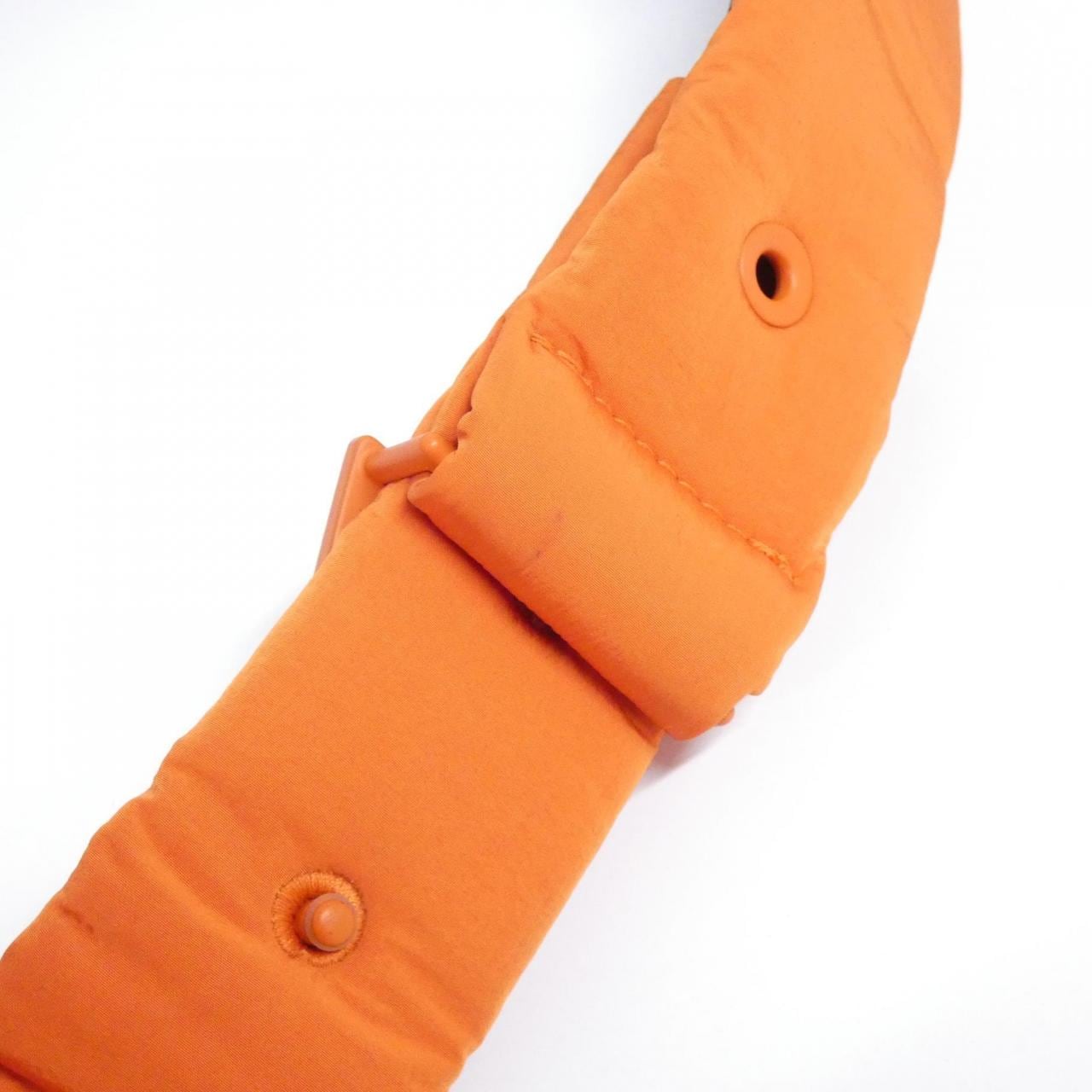 ボッテガヴェネタ 620954 VCQG4 ショルダーバッグ