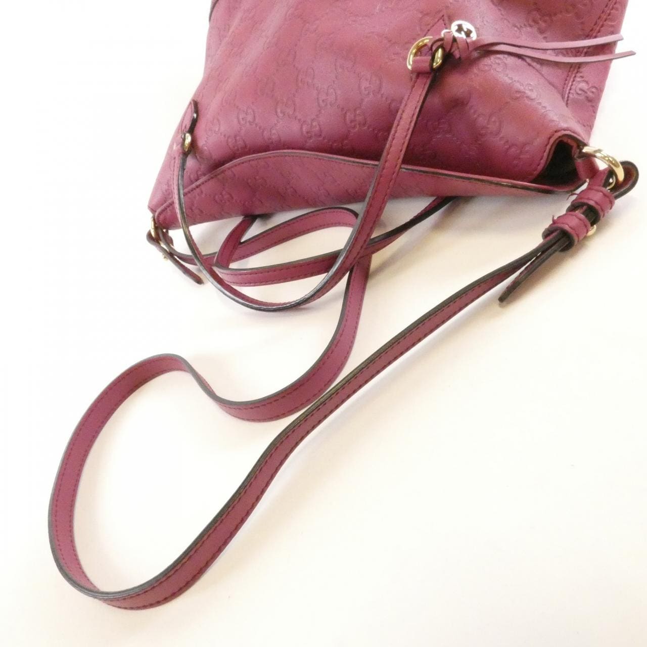 グッチ 353120 AOOJG バッグ