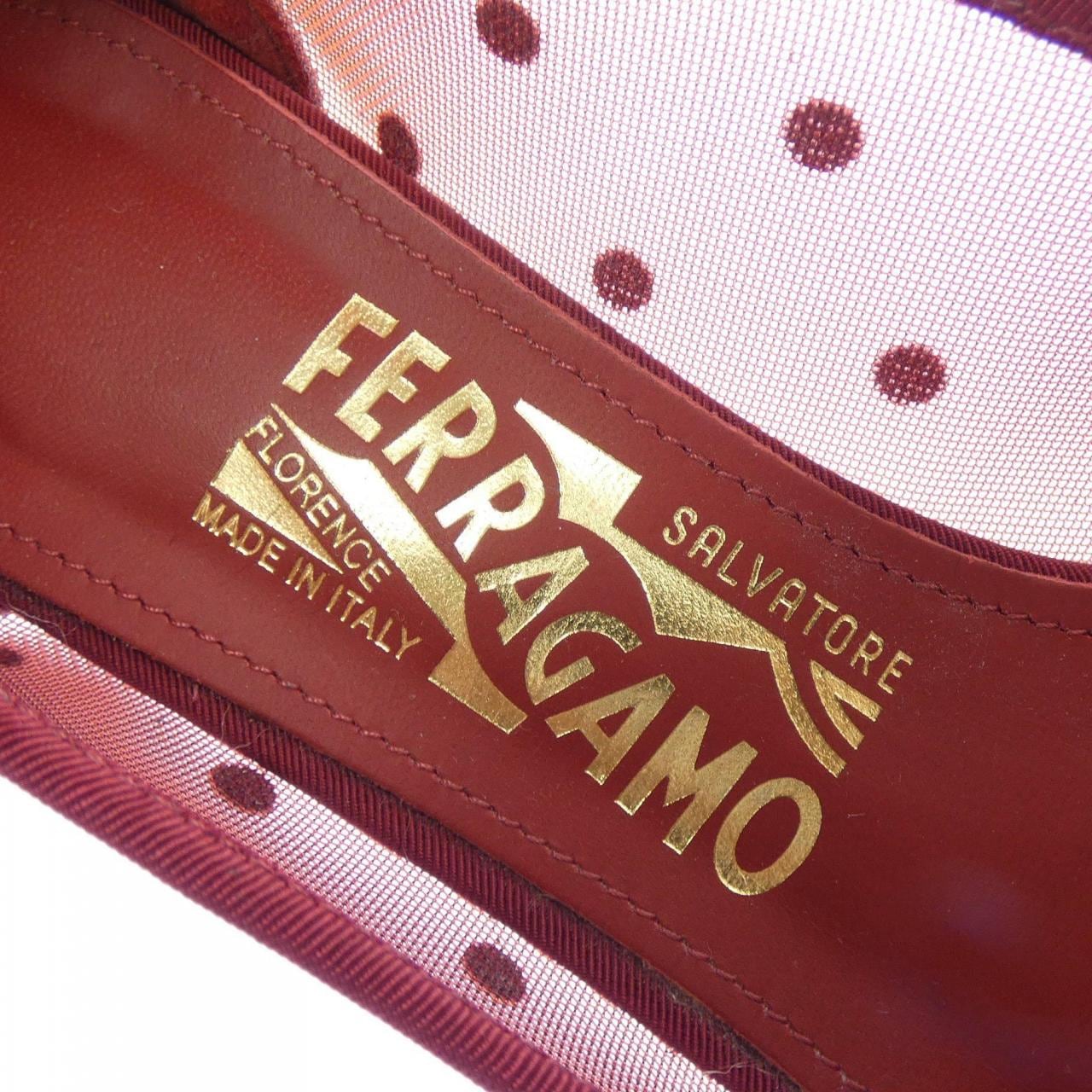 サルヴァトーレフェラガモ SALVATORE FERRAGAMO パンプス