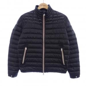 モンクレール MONCLER ダウンジャケット