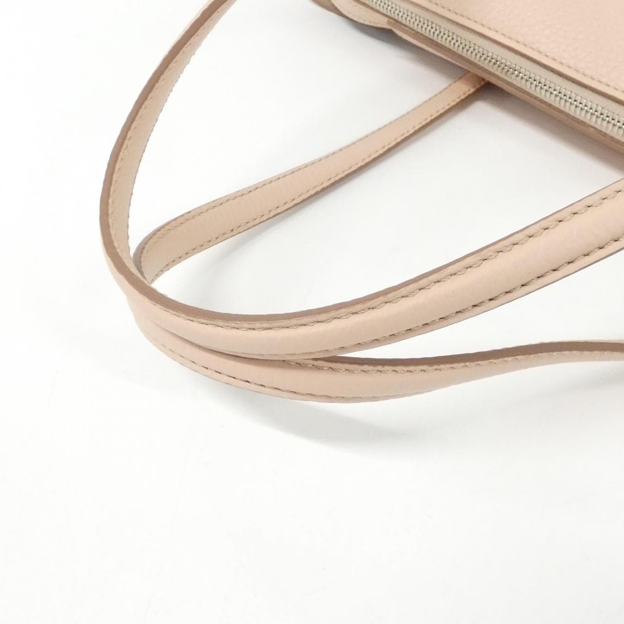 トッズ XBWAOSA0300RIAM030 ショルダーバッグ