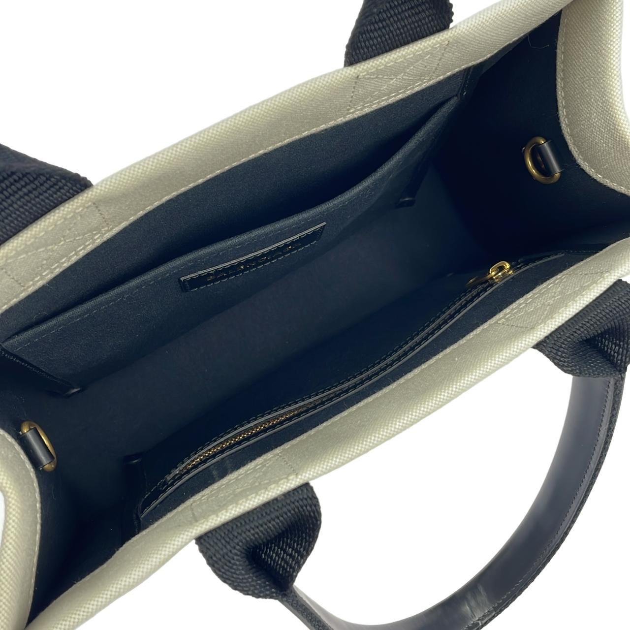 バレンシアガ ハードウェア トート 671402 2HHAM バッグ