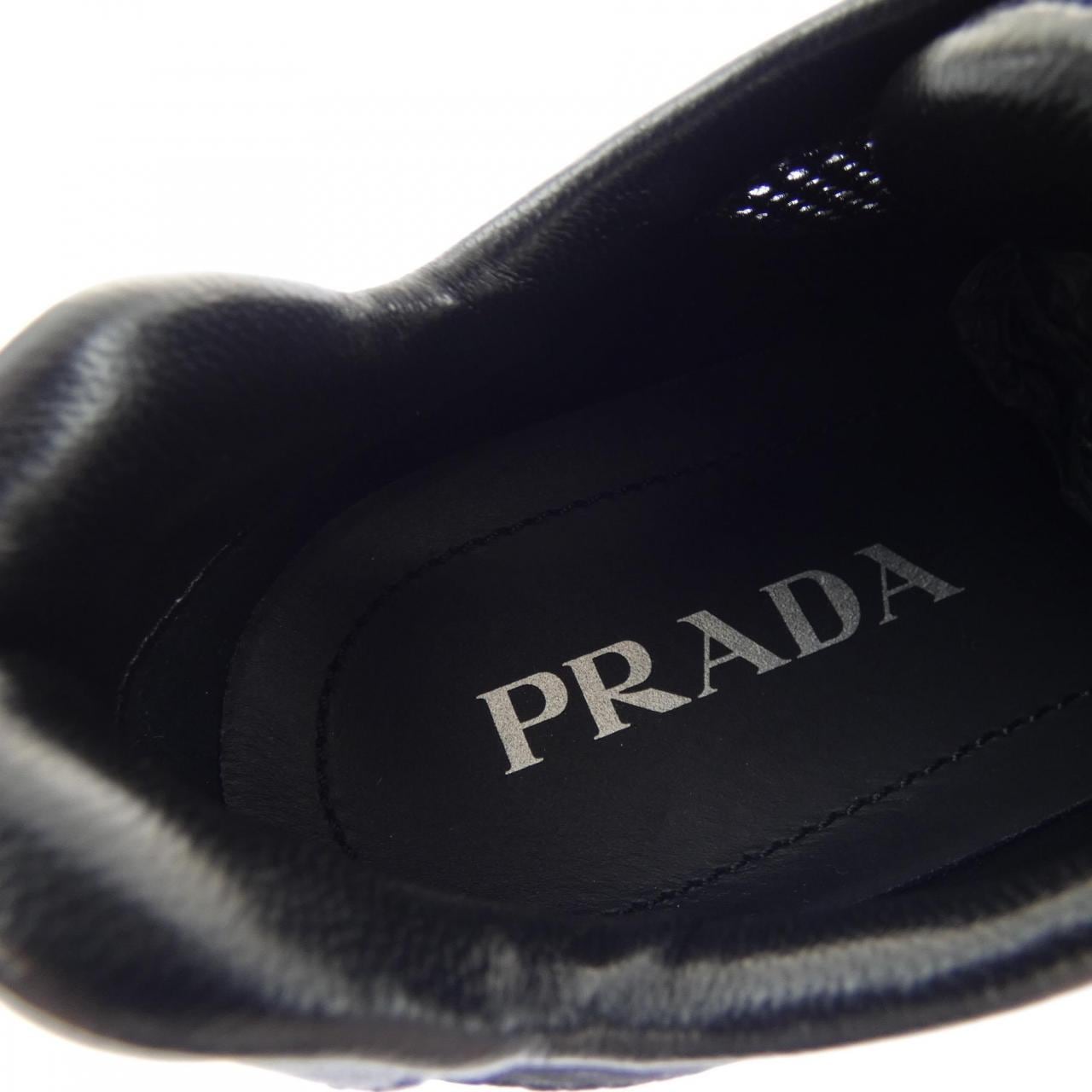 プラダ PRADA トライアングルロゴ 1E920N スニーカー