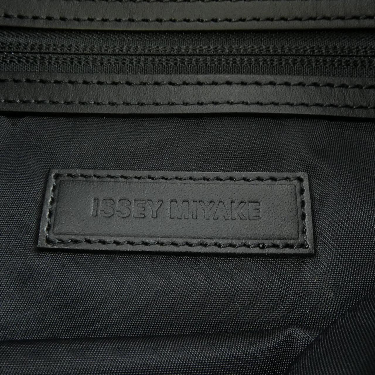 イッセイミヤケ ISSEY MIYAKE BAG