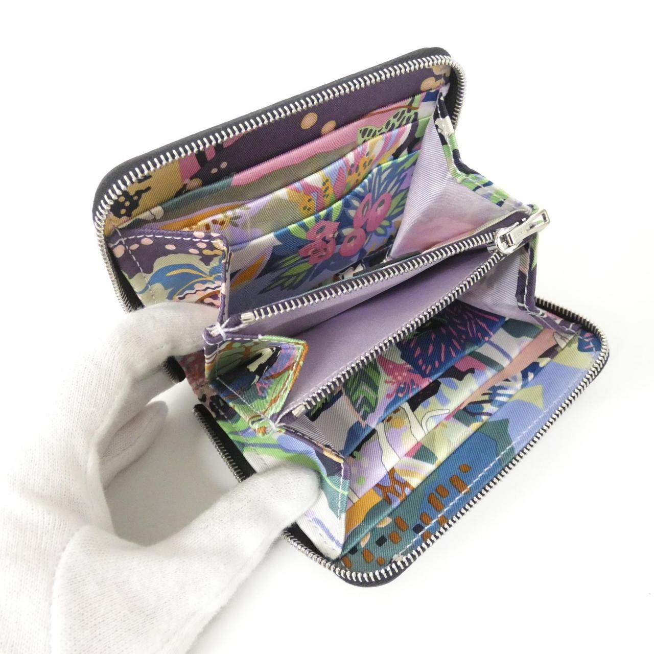 エルメス EN LIBERTE シルク イン コンパクト 084266CK 財布