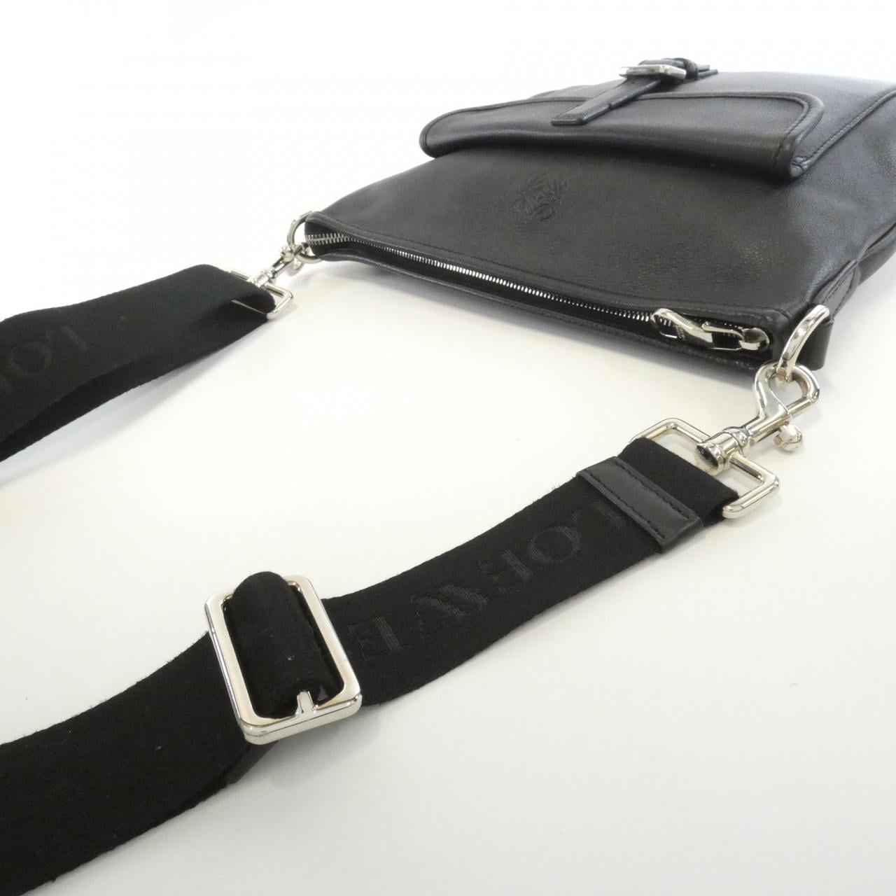 ロエベ ショルダーバッグ