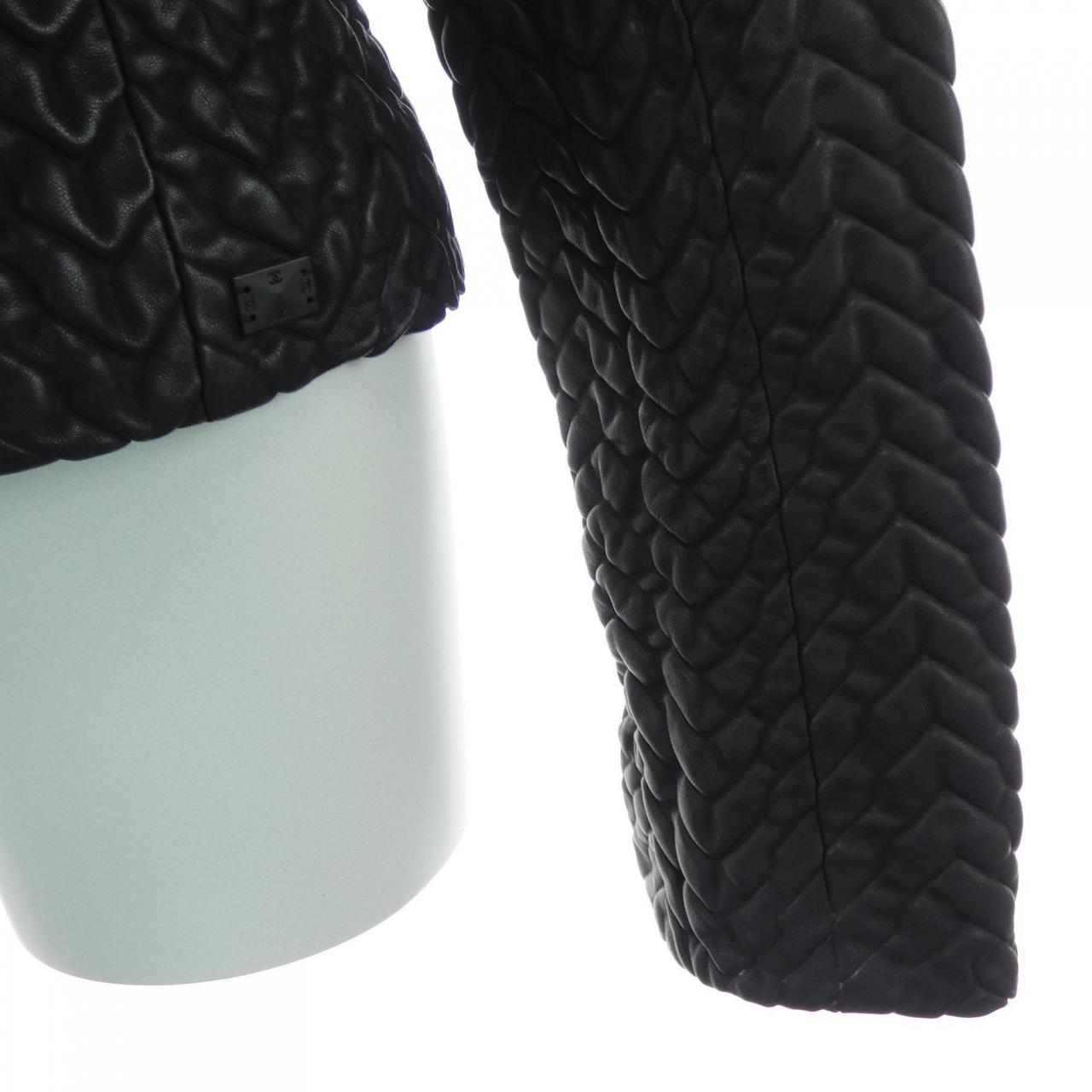 【ヴィンテージ】シャネル CHANEL P22125V01431 03A レザージャケット