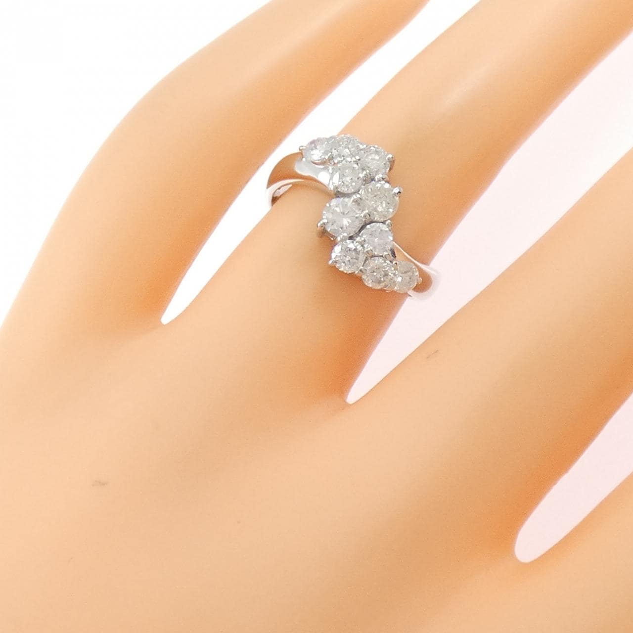 PT900钻石戒指 1.04克拉