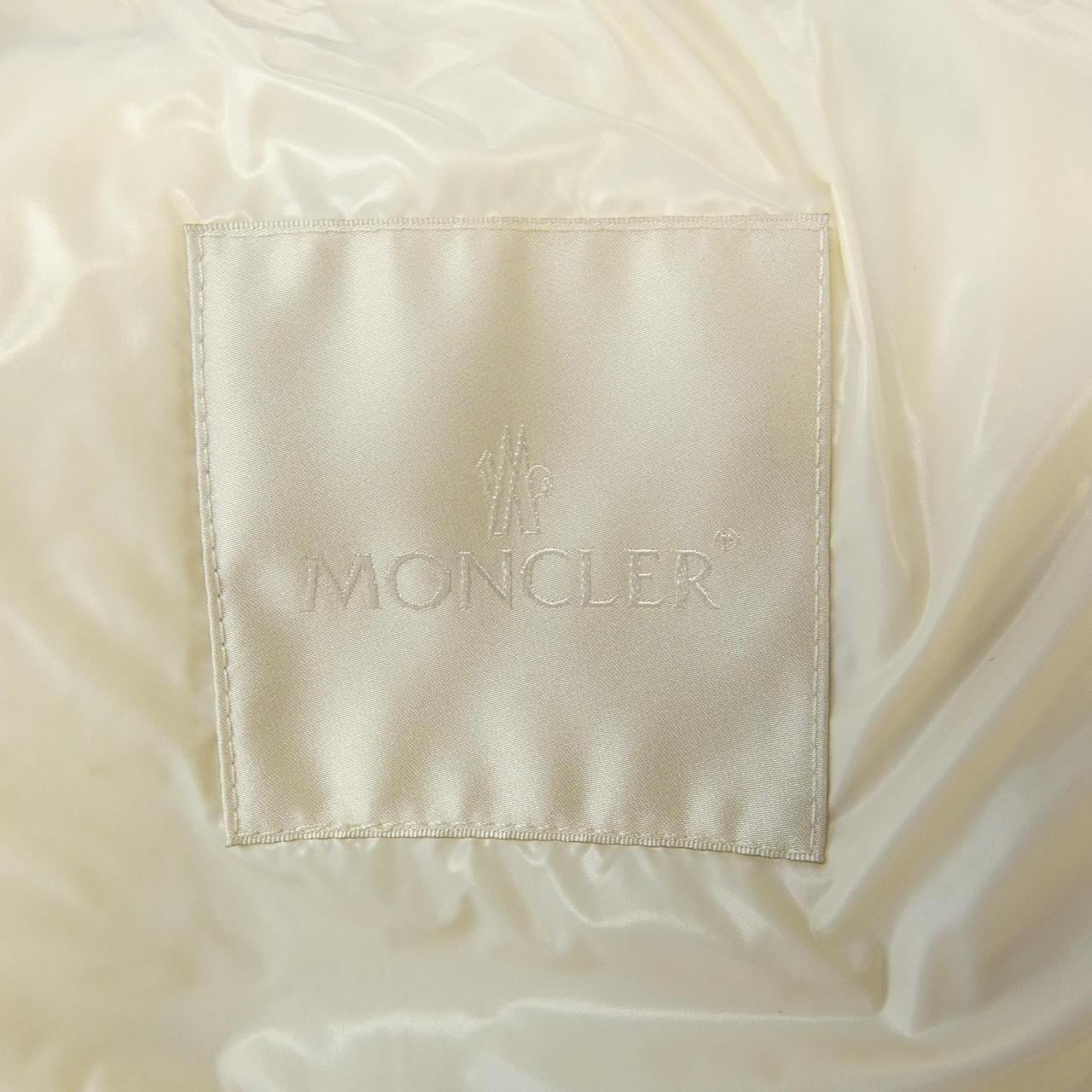 モンクレール MONCLER DERVOX ダウンジャケット